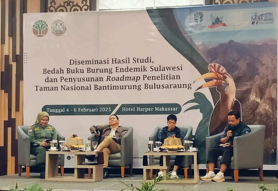Bedah Buku